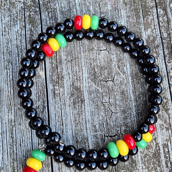 Hand Crafted Black Beaded Bracelet with Multicolor Accents Juneteenth Freedom - Picture 4 of 4